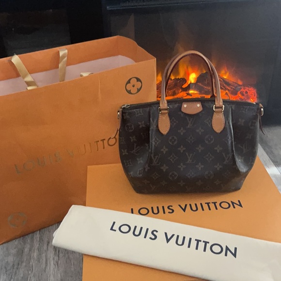 100% Authentic guaranteed Louis Vuitton monogram bag - Picture 2 of 14